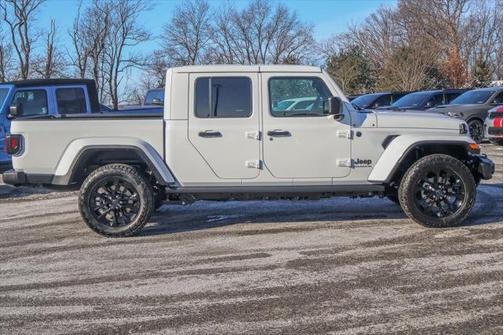 2025 Jeep Gladiator Nighthawk