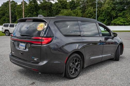 2021 Chrysler Pacifica Hybrid Touring L