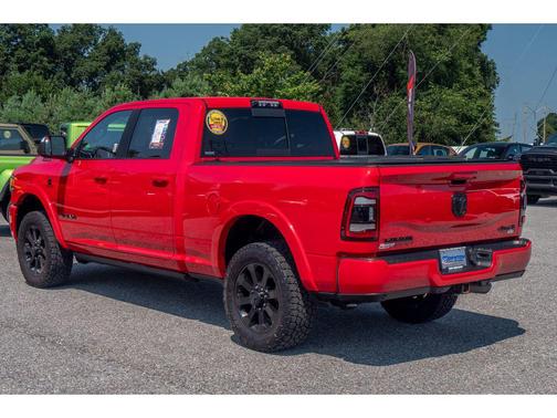 2020 RAM 2500 Laramie Crew Cab 4X4 6'4' Box
