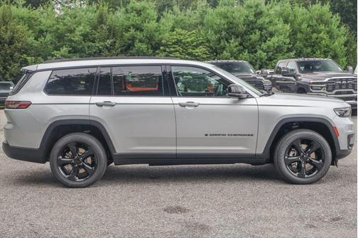 2025 Jeep Grand Cherokee L Altitude