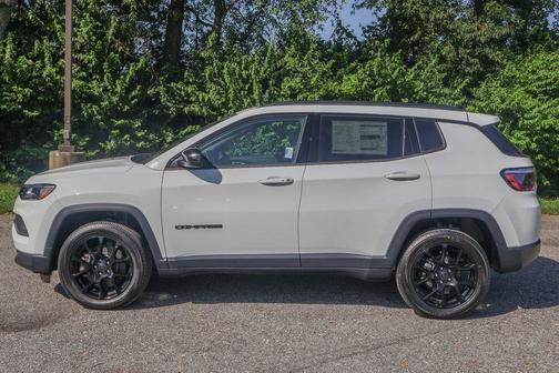 2025 Jeep Compass Latitude