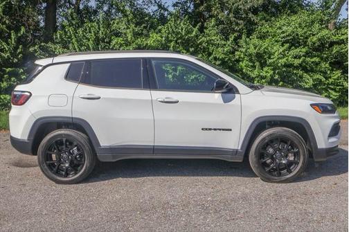 2025 Jeep Compass Latitude