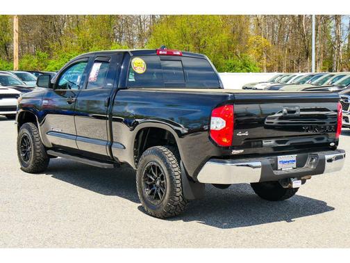 Midnight Black Metallic 2020 Toyota Tundra SR5