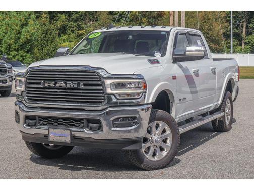 2022 RAM 2500 Laramie Crew Cab 4x4 6'4' Box