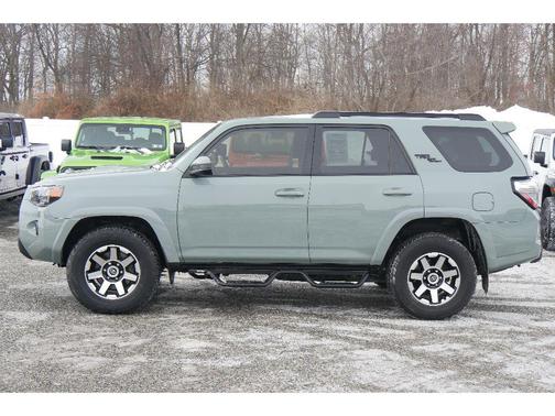 2023 Toyota 4Runner TRD Off Road