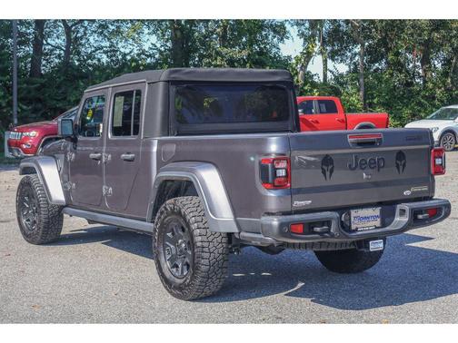2021 Jeep Gladiator Freedom 4x4