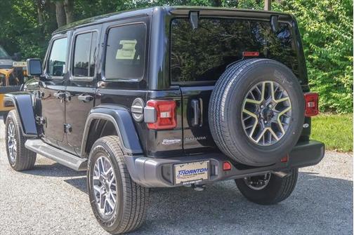 2025 Jeep Wrangler Sahara