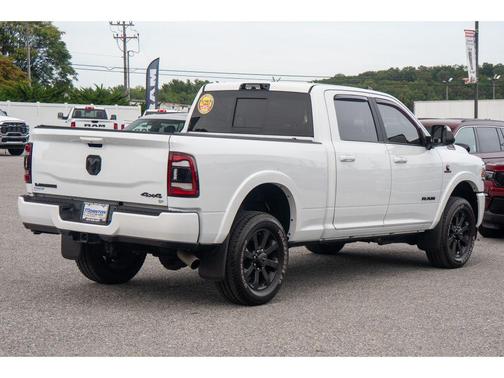 2022 RAM 2500 Laramie Crew Cab 4x4 6'4' Box
