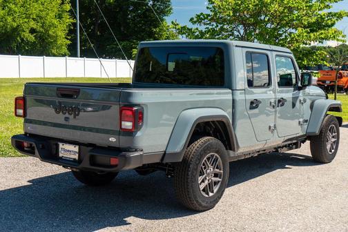 Anvil Clearcoat 2026 Jeep Gladiator Sport S