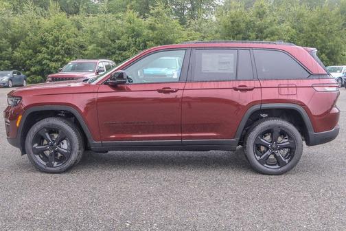 2025 Jeep Grand Cherokee Limited X