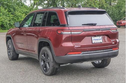2025 Jeep Grand Cherokee Limited X