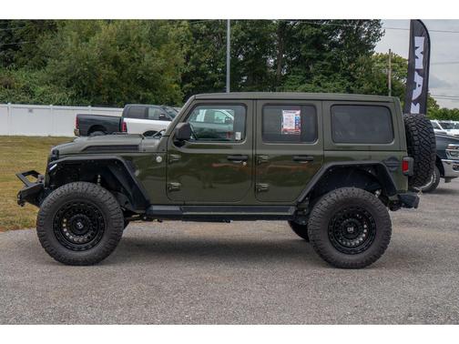 2022 Jeep Wrangler Unlimited Sahara