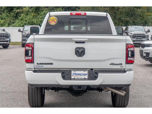 2024 RAM 2500 Laramie Crew Cab 4x4 6'4' Box