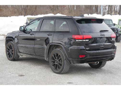 2021 Jeep Grand Cherokee Laredo