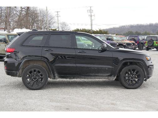 2021 Jeep Grand Cherokee Laredo