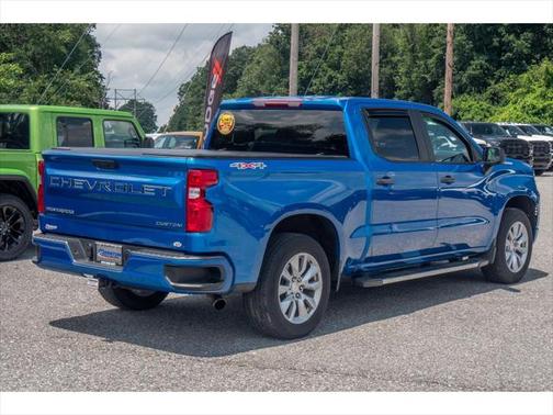2022 Chevrolet Silverado 1500 Custom