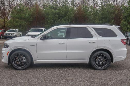 White Knuckle Clearcoat 2026 Dodge Durango GT HEMI V8