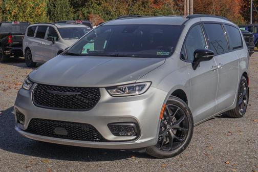 2026 Chrysler Pacifica L