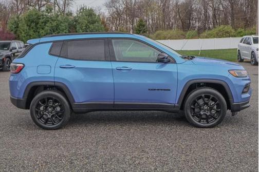 2025 Jeep Compass Latitude