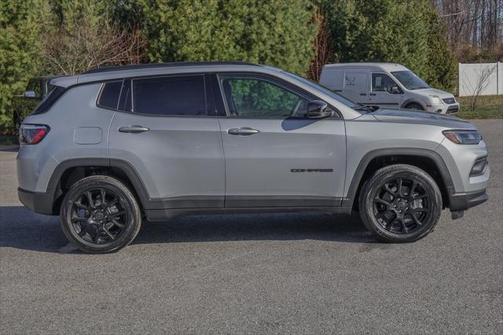 2025 Jeep Compass Latitude