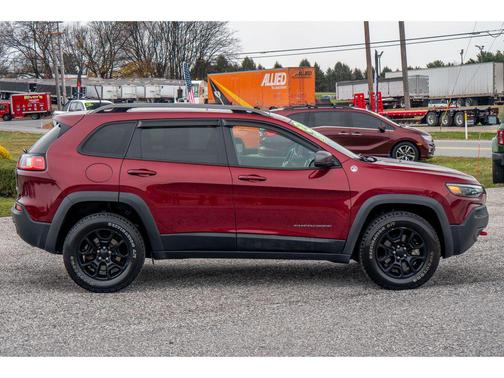2020 Jeep Cherokee Trailhawk Elite