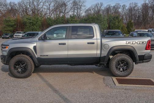 Silver Zynith 2026 RAM 1500 RHO