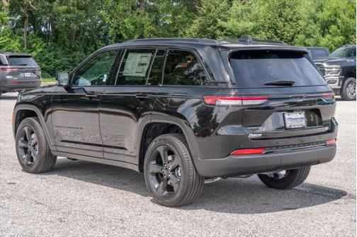 2025 Jeep Grand Cherokee Limited X