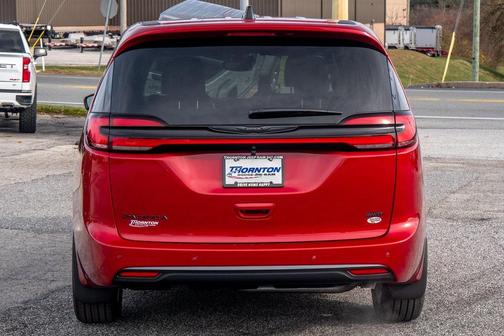 2026 Chrysler Pacifica L