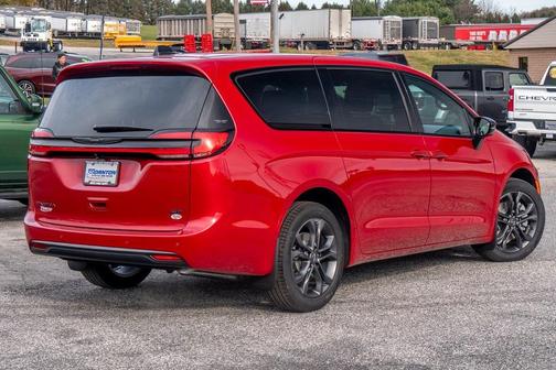 2026 Chrysler Pacifica L