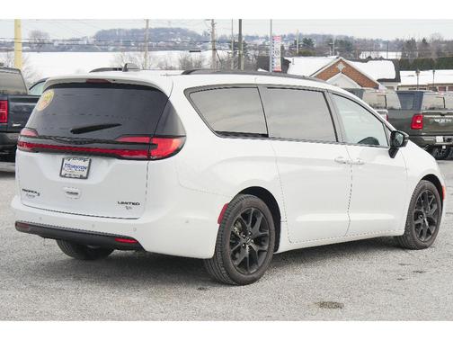2024 Chrysler Pacifica Limited