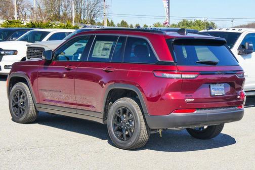 2026 Jeep Grand Cherokee Altitude