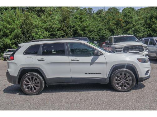 Bright White Clearcoat 2021 Jeep Cherokee 80th Anniversary 4x4
