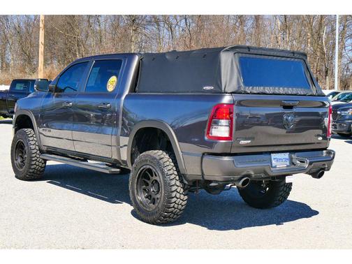 Granite Crystal Metallic Clearcoat 2021 RAM 1500 Big Horn/Lone Star