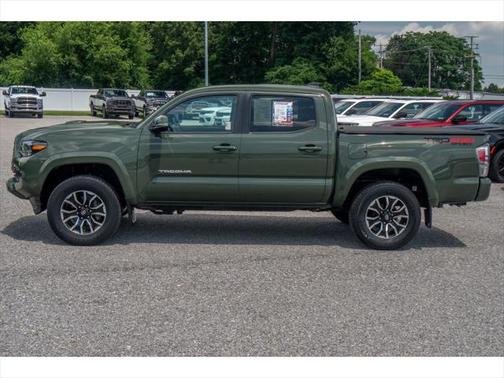 2022 Toyota Tacoma TRD Sport