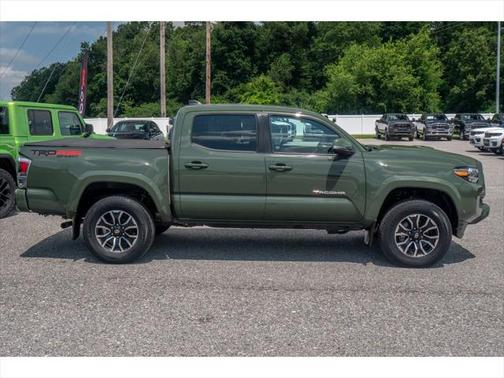 2022 Toyota Tacoma TRD Sport