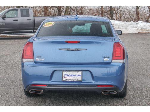 2022 Chrysler 300 Touring