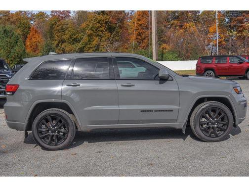 2021 Jeep Grand Cherokee Laredo