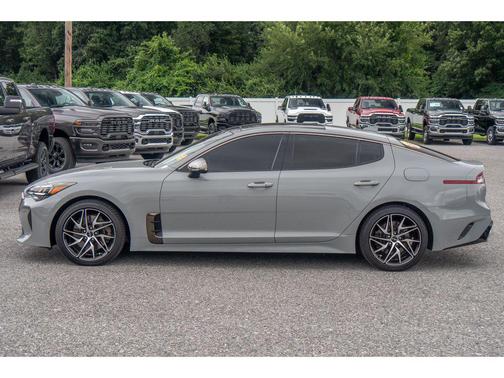 2022 Kia Stinger GT-Line