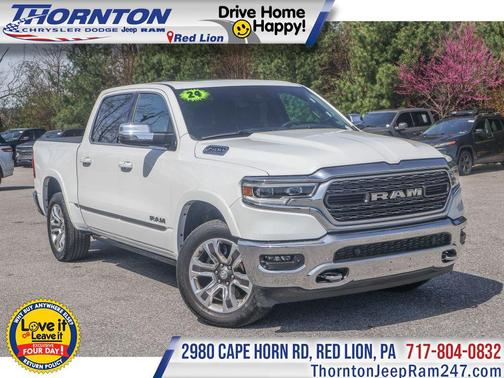 Bright White Clearcoat 2024 RAM 1500 Limited