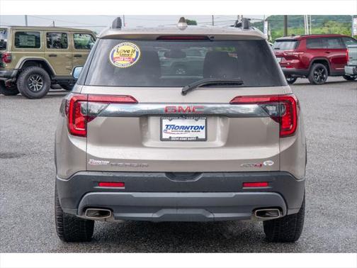 2022 GMC Acadia AWD AT4