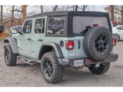 2024 Jeep Wrangler Willys