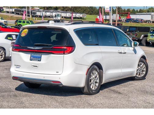 2022 Chrysler Pacifica Touring L