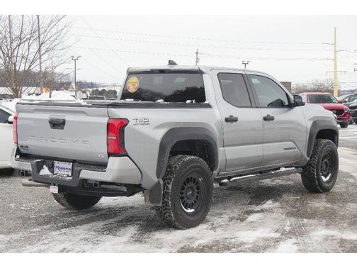 2025 Toyota Tacoma TRD Off Road