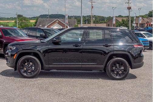 2025 Jeep Grand Cherokee Altitude