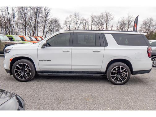 2022 Chevrolet Suburban RST