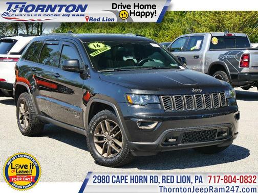 Brilliant Black Crystal Pearlcoat 2016 Jeep Grand Cherokee 75th Anniversary