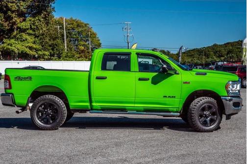 2019 RAM 2500 Tradesman Crew Cab 4x4 6'4' Box