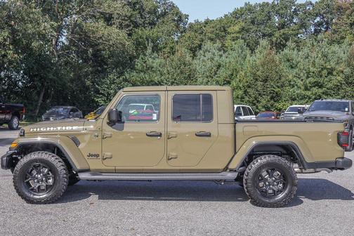 2025 Jeep Gladiator High Tide