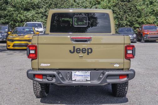 2025 Jeep Gladiator High Tide