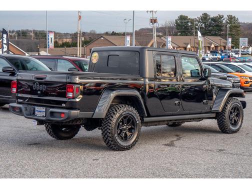 2021 Jeep Gladiator Willys 4x4